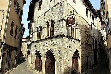 Au Troubadour *