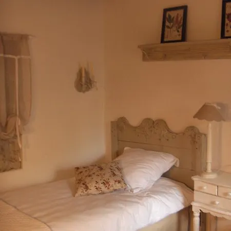 Au Troubadour Bed & Breakfast Saint-Antonin