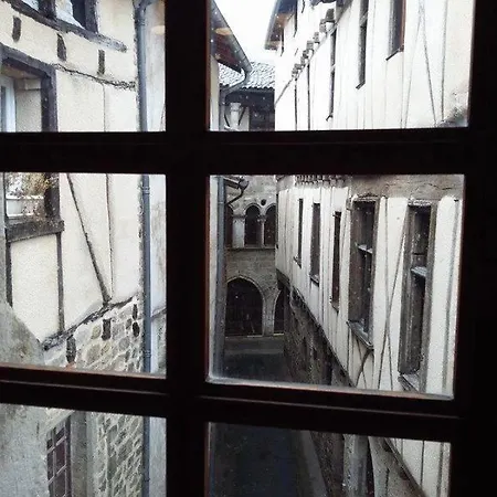 Bed & Breakfast Au Troubadour Saint-Antonin